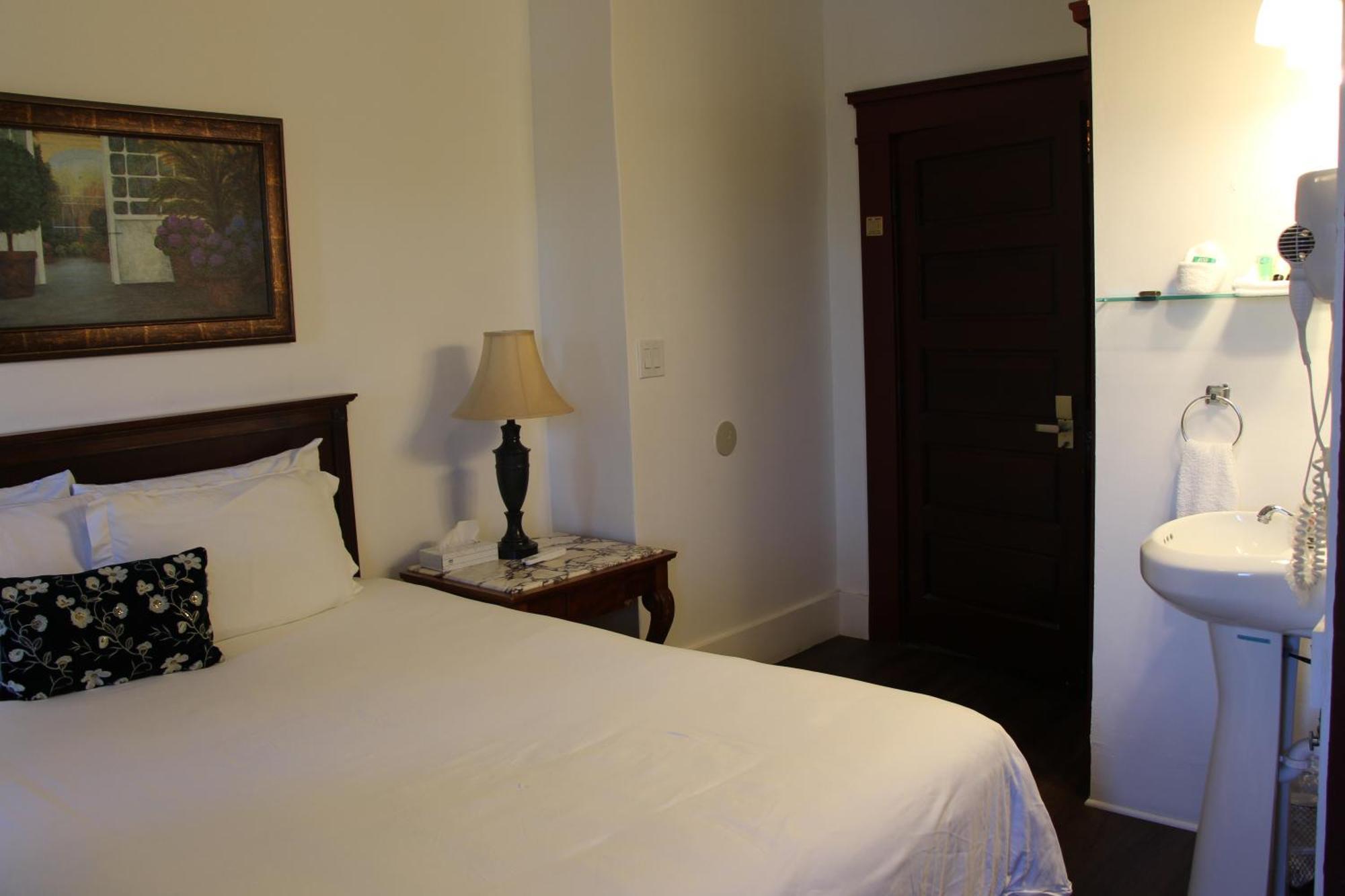 Glen Tavern Inn Santa Paula Zewnętrze zdjęcie